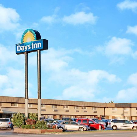 Days Inn By Wyndham Elk Grove Village O'Hare Airport West Zewnętrze zdjęcie