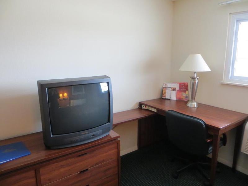 Days Inn By Wyndham Elk Grove Village O'Hare Airport West Zewnętrze zdjęcie