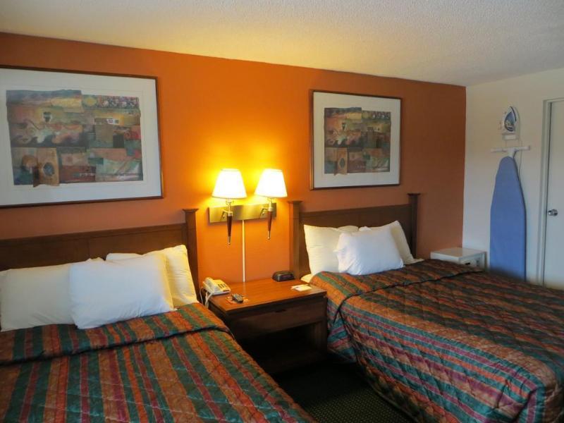 Days Inn By Wyndham Elk Grove Village O'Hare Airport West Zewnętrze zdjęcie